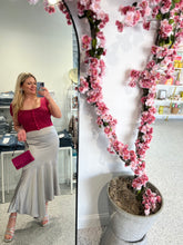 Load image into Gallery viewer, Magenta Knit Button Top