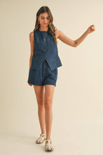 Load image into Gallery viewer, Indigo Denim Pleat Shorts