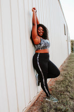 Load image into Gallery viewer, Animal Print Sports Bra