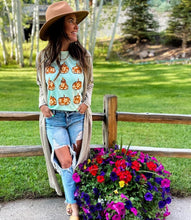 Load image into Gallery viewer, Pumpkin Daisy Mint Tees