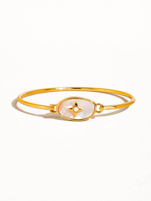 Aileen 18K Gold Vintage Star Shell Bangle: Yellow Gold