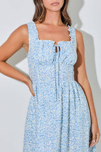 Load image into Gallery viewer, Soft Blue Floral Midi Dress