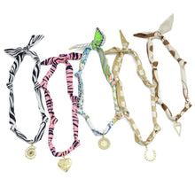 Load image into Gallery viewer, Scarf Necklace brown dots Large horseshoe