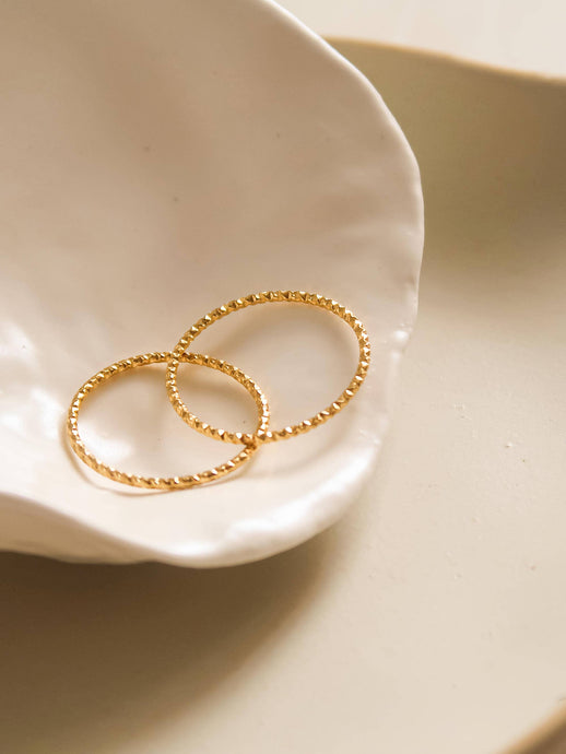 18K Non-Tarnish Minimalist Thin Braided Ring: Yellow Gold / Riley-Textured-8
