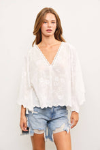 Load image into Gallery viewer, Joplin White Embroidered Tunic Top