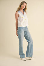 Load image into Gallery viewer, Lemon Embroidered Collar Top