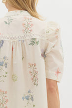 Load image into Gallery viewer, Grandmillenial Floral Print Top