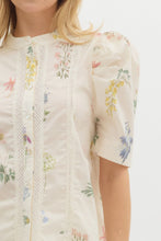 Load image into Gallery viewer, Grandmillenial Floral Print Top