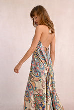 Load image into Gallery viewer, Bloom Print Halter Maxi Dress
