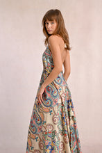 Load image into Gallery viewer, Bloom Print Halter Maxi Dress