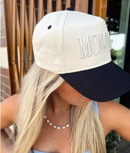 Load image into Gallery viewer, Mommin&#39; Hat