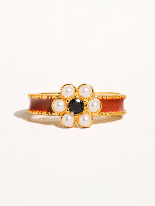 Aphrodite 18K Gold Vintage Red Pearl Flower Ring: Red