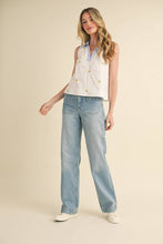 Load image into Gallery viewer, Lemon Embroidered Collar Top