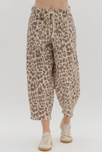 Load image into Gallery viewer, Cheetah Tie-Waist Barrel Leg Pant