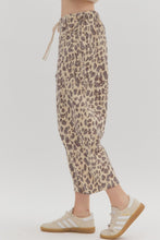 Load image into Gallery viewer, Cheetah Tie-Waist Barrel Leg Pant