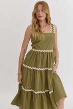 Load image into Gallery viewer, Fern Green Ric Rac Midi Dress