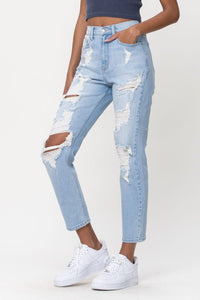 Relaxed Distressed Boyfriend Jeans