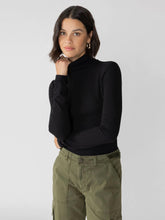 Load image into Gallery viewer, Essential Turtleneck Top Black
