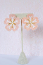 Load image into Gallery viewer, Margarita Flower Earrings