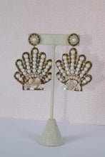 Load image into Gallery viewer, Treasure Jewel Seashell Earrings