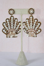 Load image into Gallery viewer, Treasure Jewel Seashell Earrings