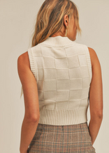 Load image into Gallery viewer, Emily Turtle Neck Vest