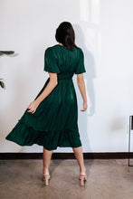 Load image into Gallery viewer, Elsa Emerald Satin Midi Dress