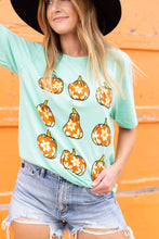 Load image into Gallery viewer, Pumpkin Daisy Mint Tees
