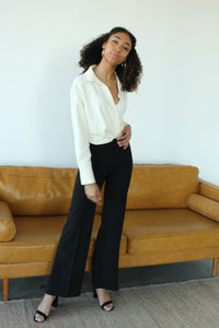 Collar Twist Off White Top