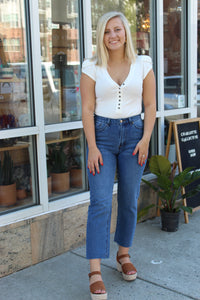 Musgraves High Rise Mom Jeans