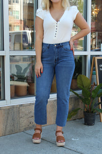 Musgraves High Rise Mom Jeans