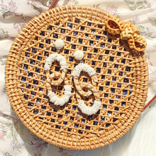 Load image into Gallery viewer, It Bag - Circle Rattan Cross-body Purse