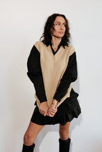 Load image into Gallery viewer, Black Button Down Shirt