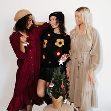 Load image into Gallery viewer, Gilly Floral Sweater