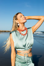 Load image into Gallery viewer, Silver Shell Pearl Earrings