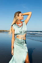Load image into Gallery viewer, Silver Shell Pearl Earrings