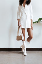 Load image into Gallery viewer, Tan Baguette Handbag