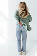 Load image into Gallery viewer, Logan High Rise Dad Jeans